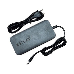 Nabíječka baterie LEVIT Power 36V/4,0 A, 5,5 mm konektor