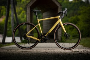 Gravel kolo ROCK MACHINE Lukk Cr 65 1 (1)