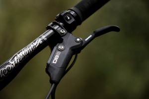 Kotoučová brzda SRAM DB8 Mineral Oil 3 (3)