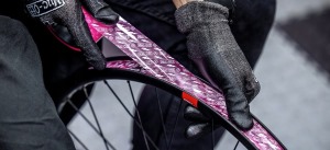 Páska MUC-OFF TUBELESS RIM TAPE 10 m - různé šířky (1)