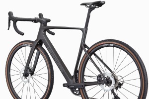 Gravel kolo CANNONDALE SuperX 3 Raw (2)