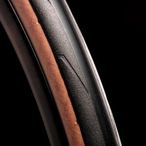 Plášť GOODYEAR Eagle F1 Tubeless Tan-Wall 700x28 1 (1)