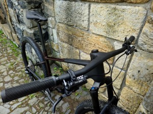 Horské kolo SUPERIOR XP 9.8 Team Matte Carbon/Red Carbon M LTD 3 (2)