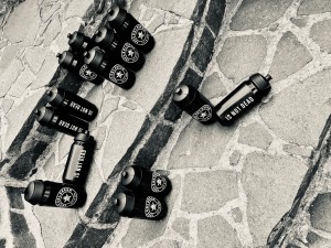 TACX Shiva Kolokrám Is Not Dead 500 ml Black Edition 4 (3)