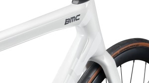 bmc-2027-teammachine-slr-01-six-road-bike-white-4_491fe648-e9c7-498a-ad4e-e27128564e79_180 (3)