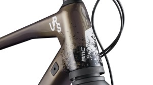 bmc-2027-urs-01-lt-two-gravel-bike-oil-5_1800x1800 (2)