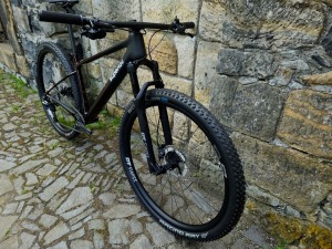 Horské kolo SUPERIOR XP 9.8 Team Matte Carbon/Red Carbon M LTD 1 (1)