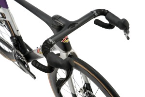 Silniční kolo CINELLI Aeroscoop Purple Fiber Campagnolo Super Record WRL 9 (15)