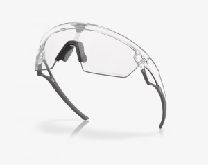 Brýle OAKLEY Sphaera Matte Clear/Clear Photochromic 04 (3)