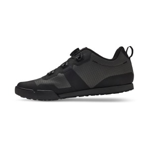 Tretry GIRO Tracker Boa Black (2)
