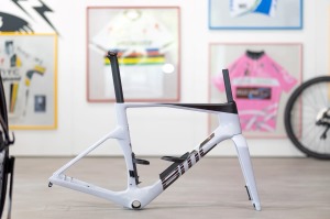 Rámová sada BMC Teammachine R 01 Off-White/Carbon vel. 54 Promo