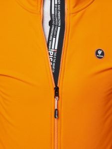 PPELLEJKTHY23_ARANCIO_3 (3)