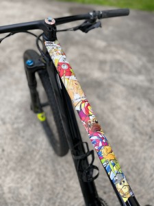 Samolepy na rám RIE:SEL DESIGN TAPE 3000 Stickerbomb Eyecatcher 1 (1)