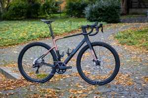 Silniční kolo CIPOLLINI Itaca DB Shimano Ultegra  Di2 Fulcrum Airbeat M